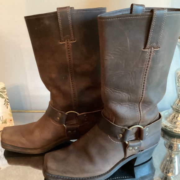 Frye Harness 12r boots - Picture 7 of 7